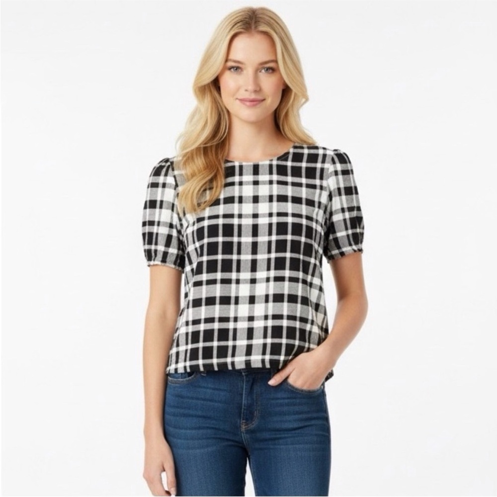 FOREVER 21 small black & white checkered top